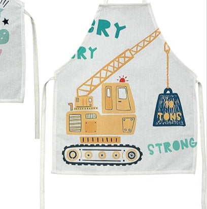 👩🍳 KisKukták kötény traktoros – ahol a játék találkozik a kreativitással! 🥄